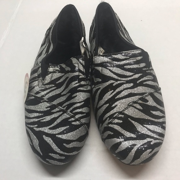SO Animal Print Slippers Size Large (9/10) - Picture 2 of 7